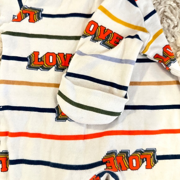 Baby Berry Sleeper - Picture 4 of 6